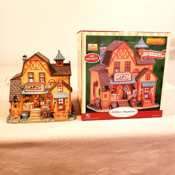 LEMAX VILLAGE COLLECTION COUNTRYSIDE VETERINARY - Picture 6 of 11